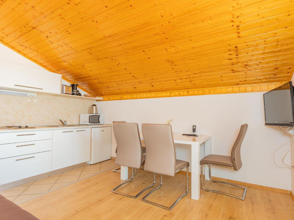 Apartment Maja - Srd423 By Interhome มาสเลนีซา ภายนอก รูปภาพ