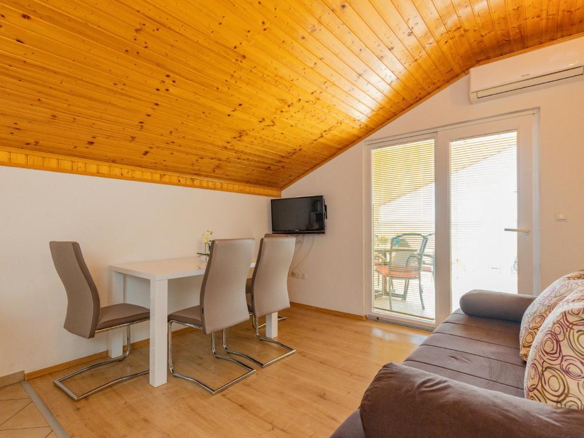 Apartment Maja - Srd423 By Interhome มาสเลนีซา ภายนอก รูปภาพ